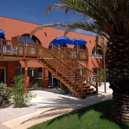 Odalys Du Golfe מלון דירות אגדה